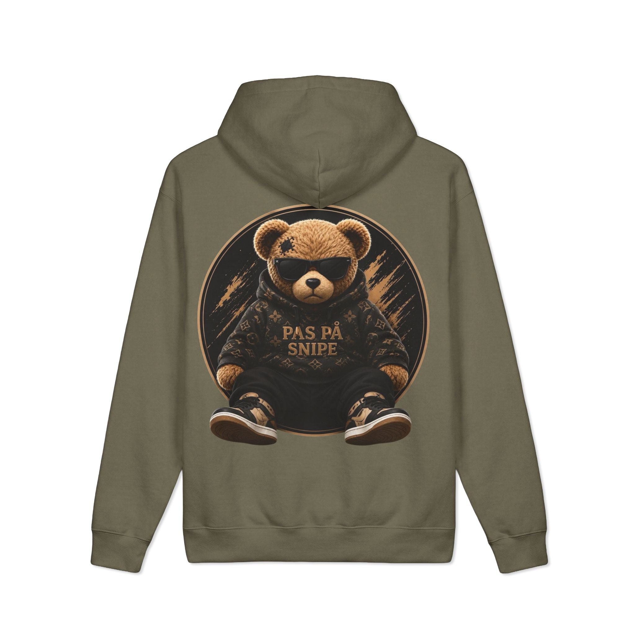 Bear Graphic Hoodie — 'Pas På Snipe' Cozy Streetwear Pullover