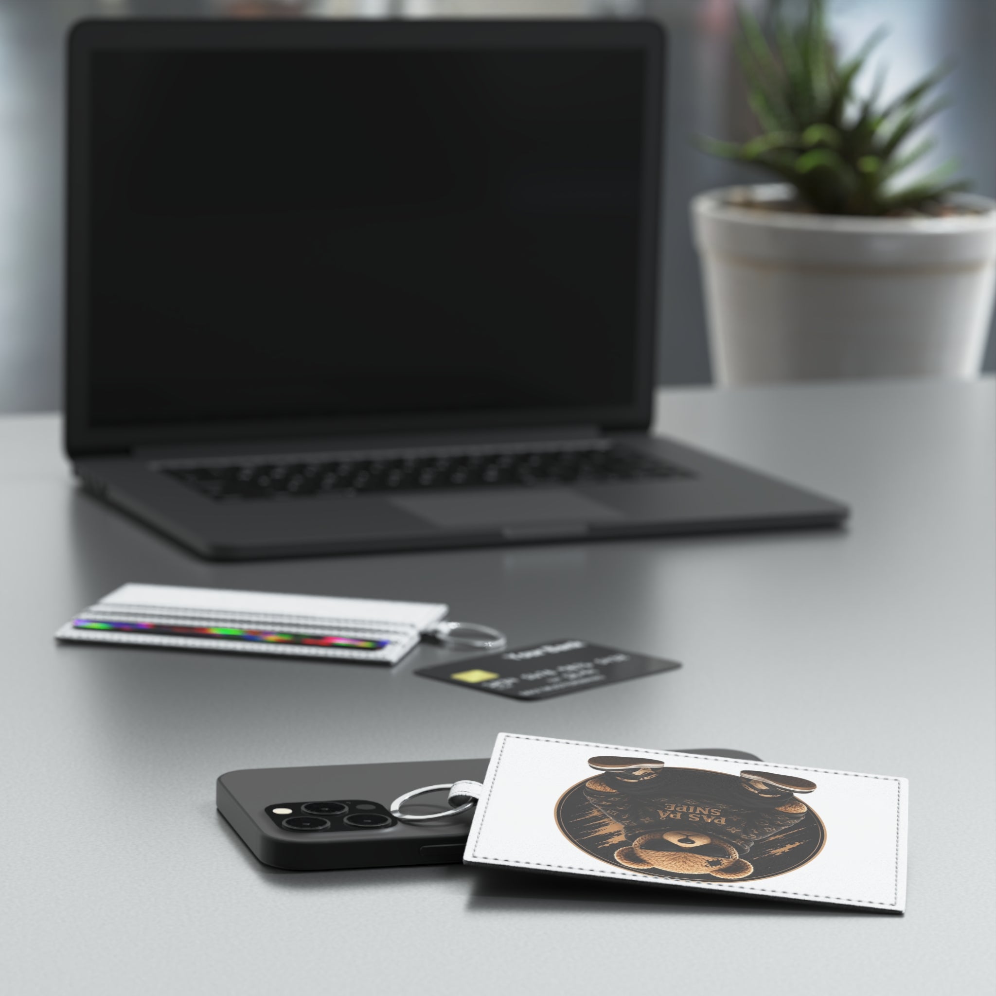 Saffiano Leather Card Holder — Teddy Bear 'PAS PÅ SNIPE' RFID Card Wallet