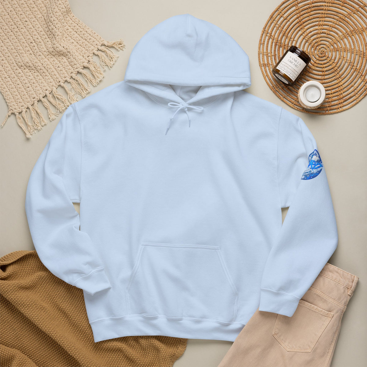Nord Globe Hoodie — Blue Vintage Graphic Hooded Sweatshirt
