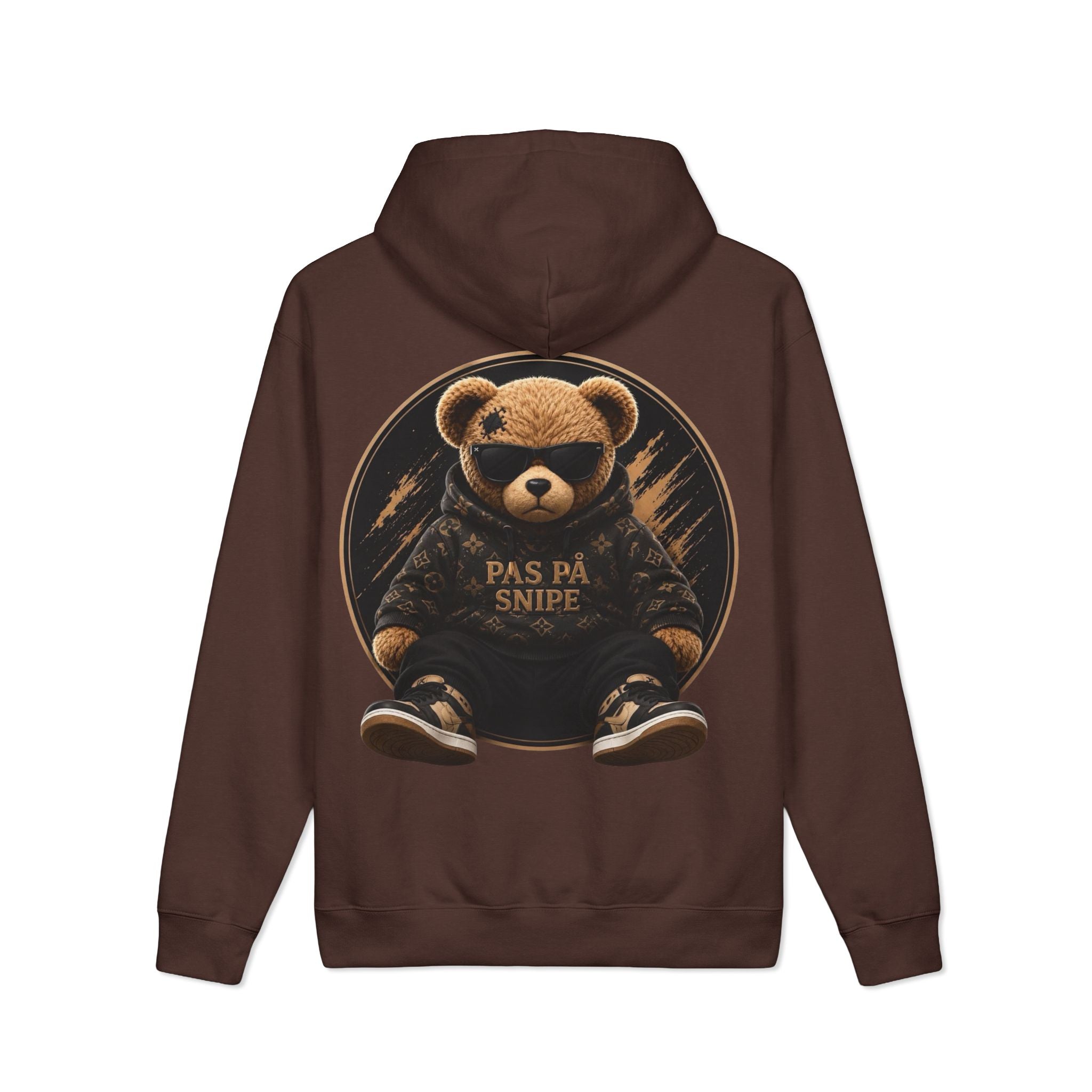 Bear Graphic Hoodie — 'Pas På Snipe' Cozy Streetwear Pullover