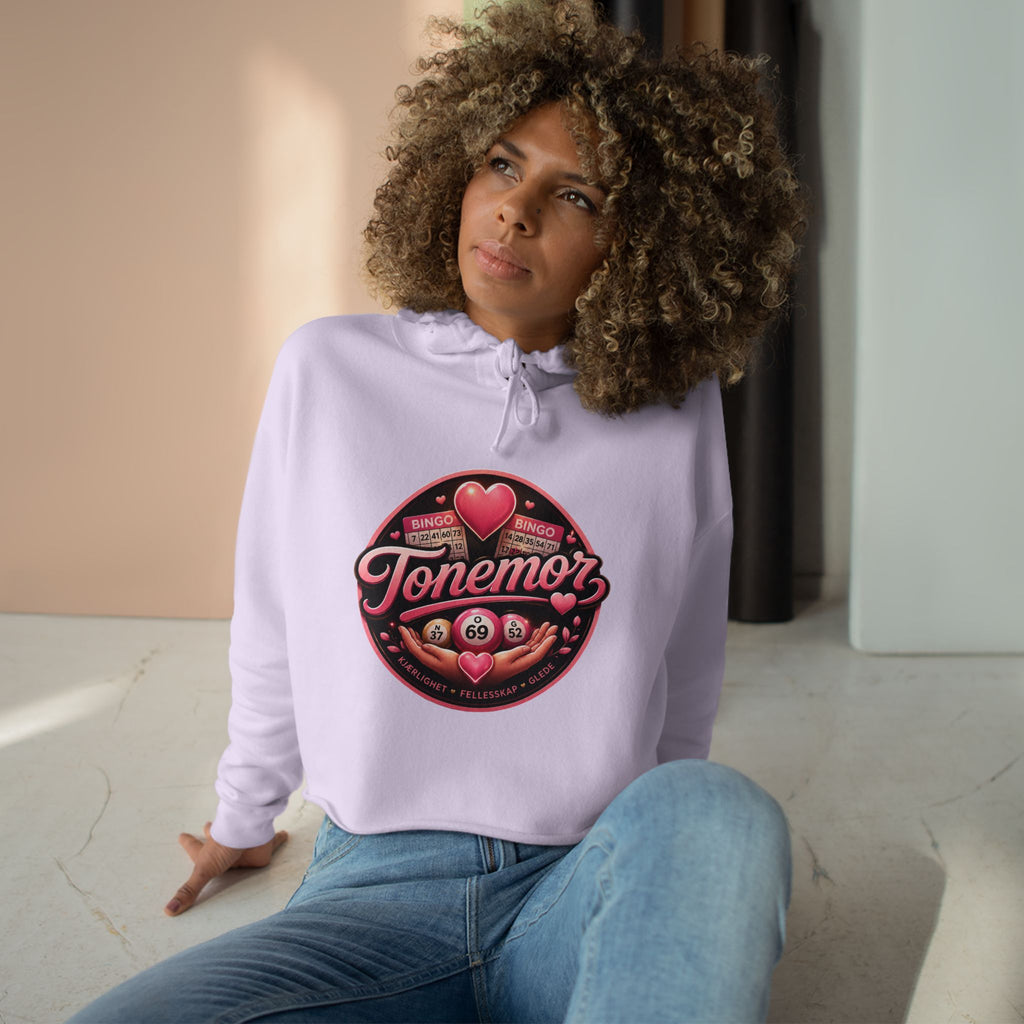 Tonemor Heart Badge Crop Hoodie — Retro Valentine Graphic Crop Hoodie