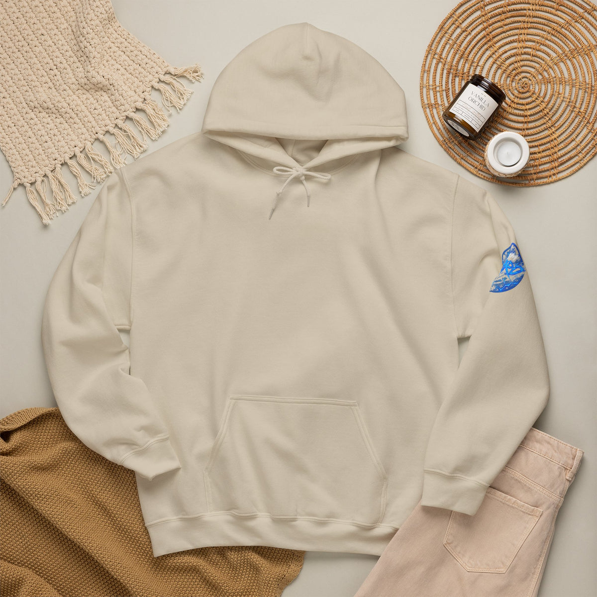 Nord Globe Hoodie — Blue Vintage Graphic Hooded Sweatshirt