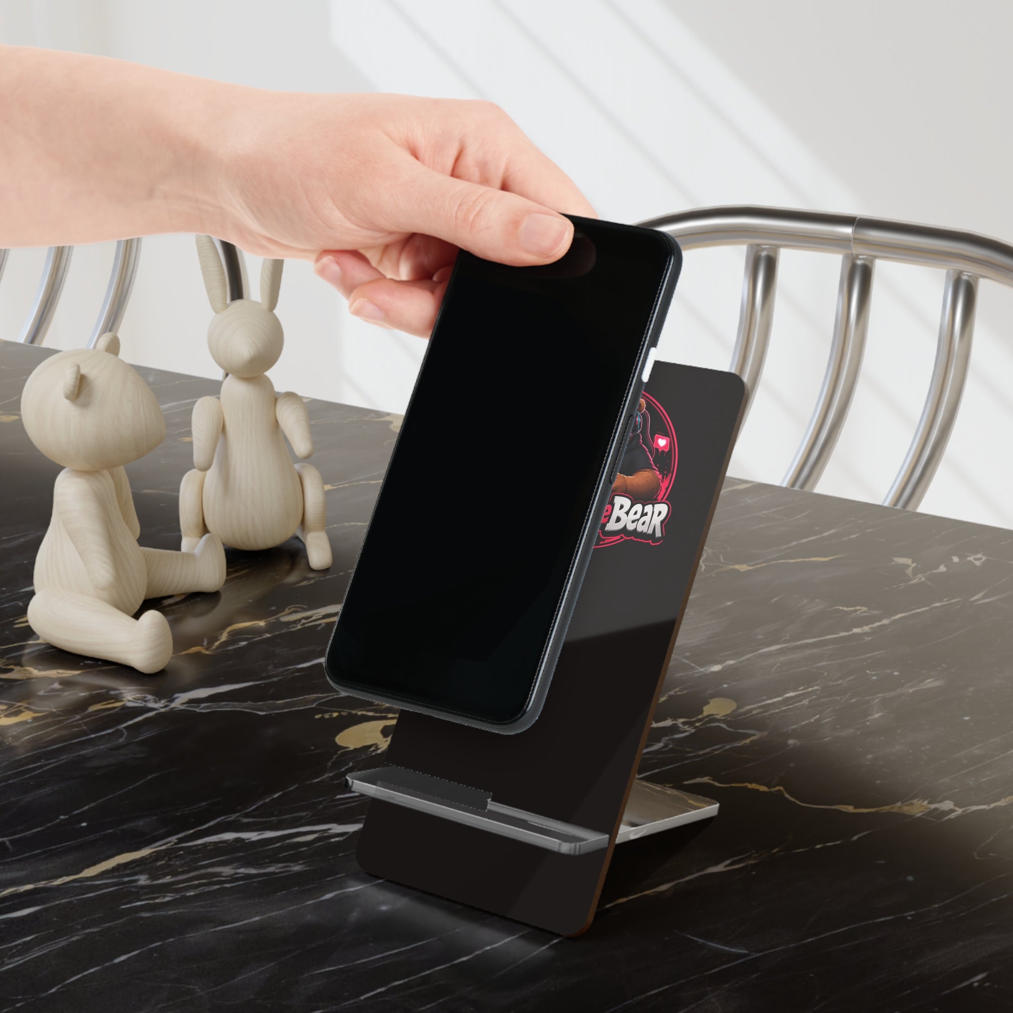 Phone Stand — 'Benno the Bear' Gaming Smartphone Display Stand